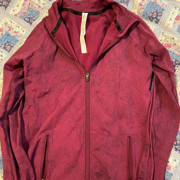 [SOLD] *Lululemon* Ebb to Train jacket - Picture 3 of 4